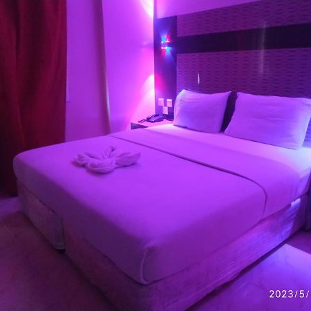 Tehran Hotel Dubaï Extérieur photo