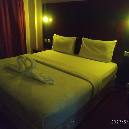 Tehran Hotel Dubaï Extérieur photo