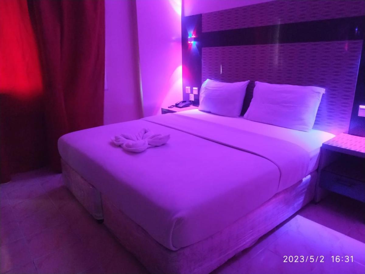 Tehran Hotel Dubaï Extérieur photo
