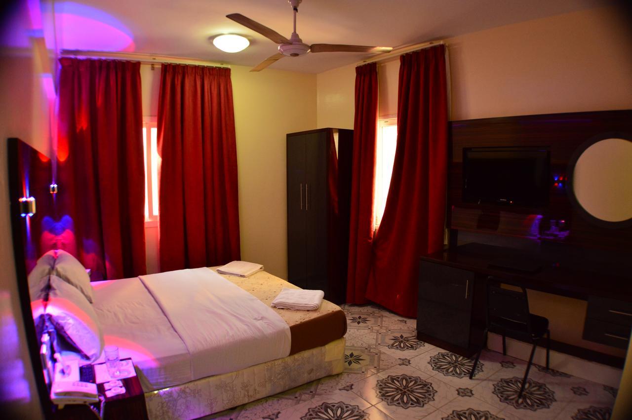 Tehran Hotel Dubaï Extérieur photo